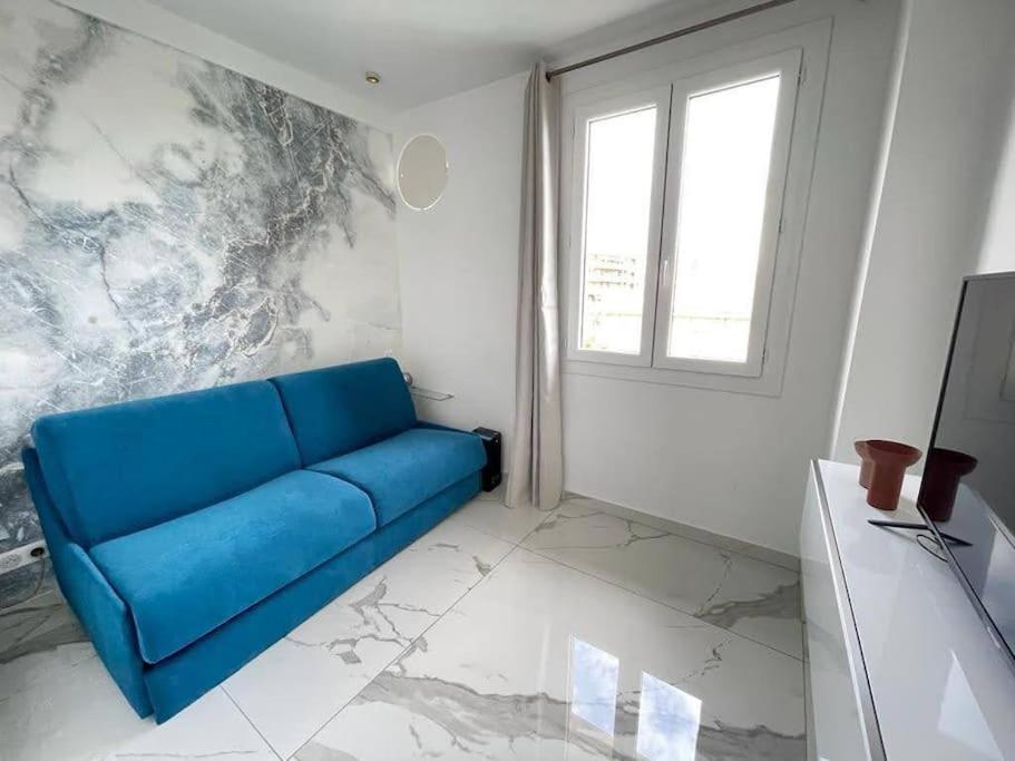 Beach Front, Superbe Appartement Pour 4 Personnes Nizza Kültér fotó