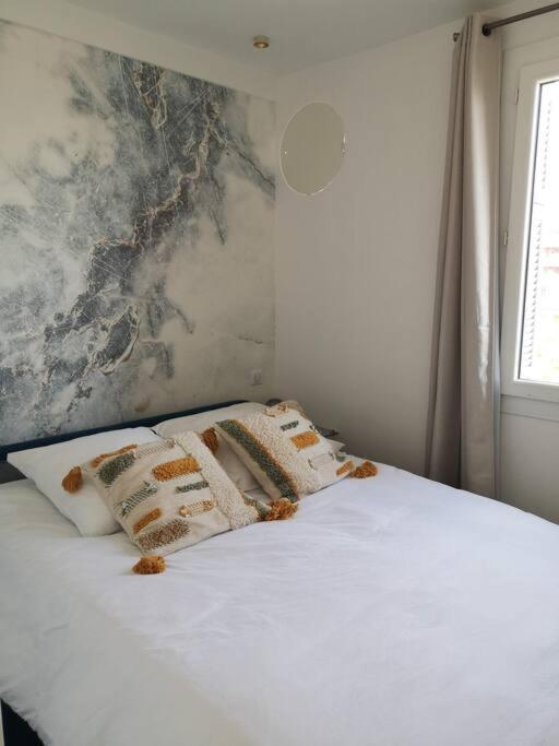 Beach Front, Superbe Appartement Pour 4 Personnes Nizza Kültér fotó
